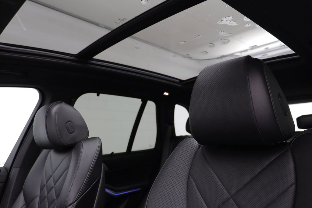 Certified 2025 BMW X5 xDrive50e image 12