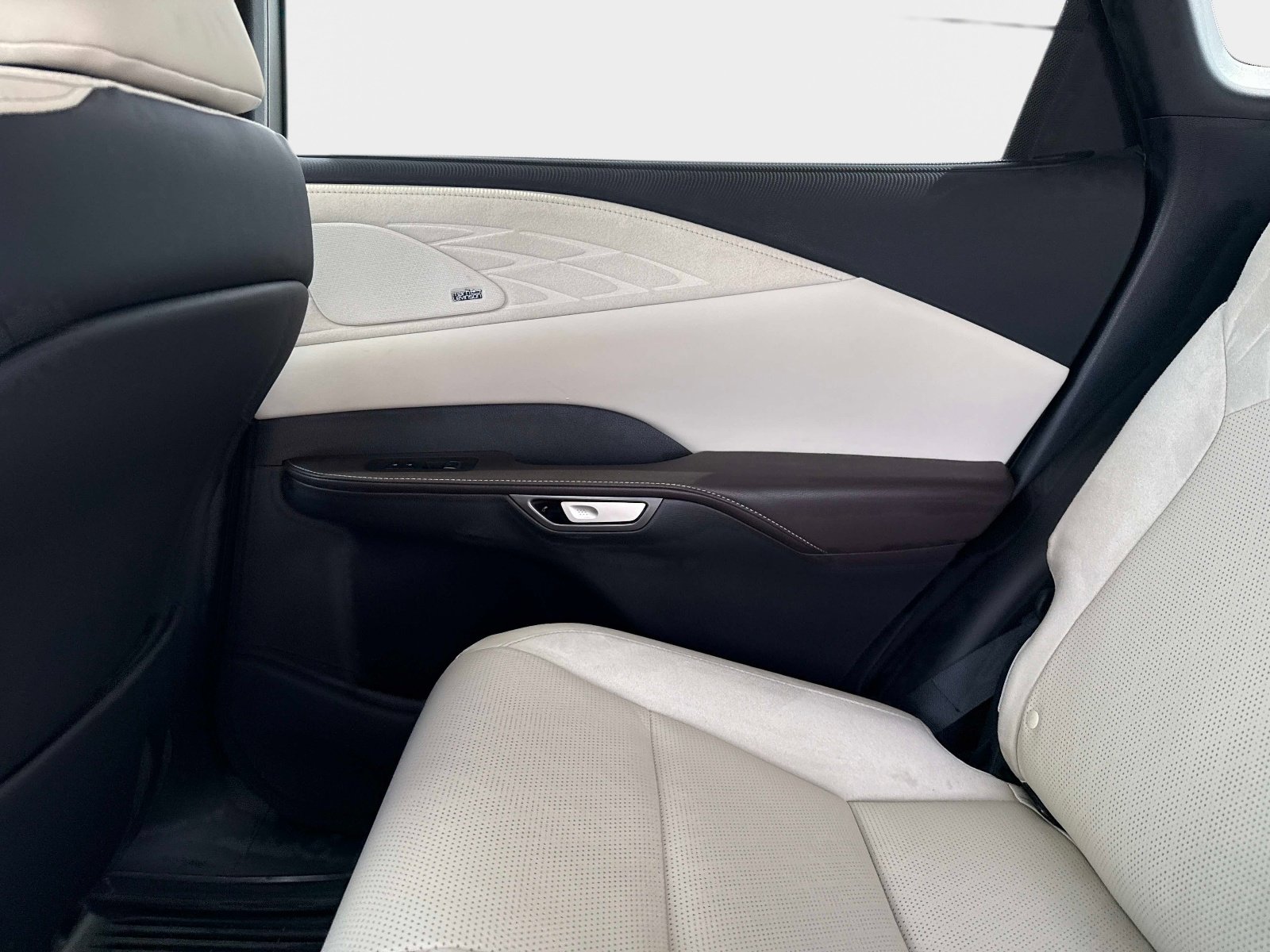 Used 2023 Lexus RX 350 w/ Cold Area Package image 17