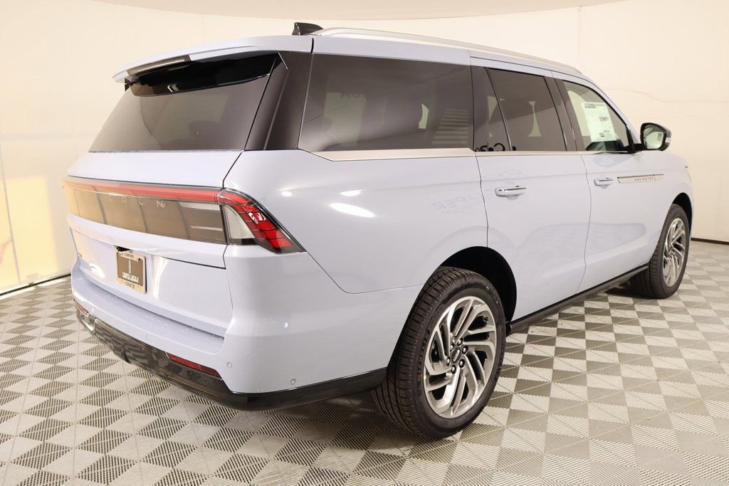 New 2025 Lincoln Navigator Reserve image 22