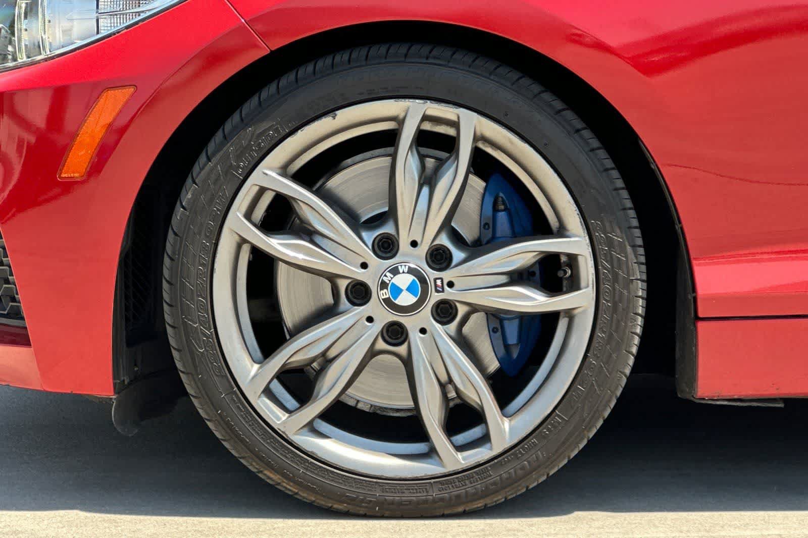 Used 2015 BMW M235i Coupe w/ Premium Package RWD image 12