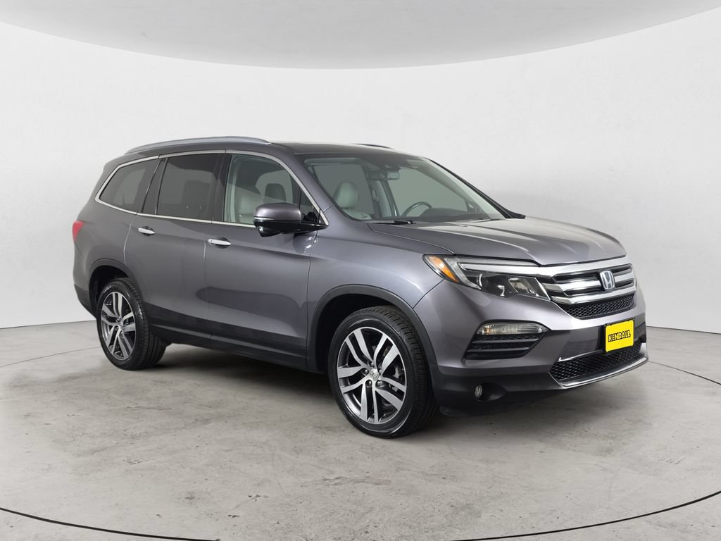 Used 2016 Honda Pilot Touring image 3