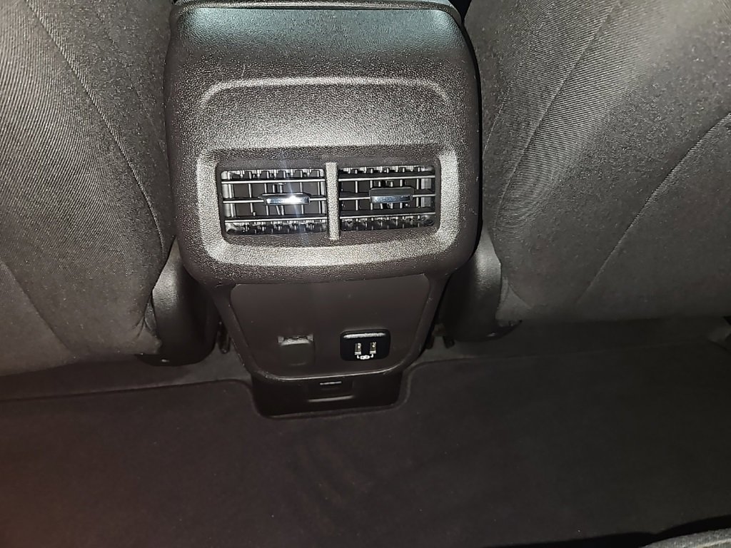 Used 2018 Chevrolet Equinox LT w/ Sun & Infotainment Package image 24