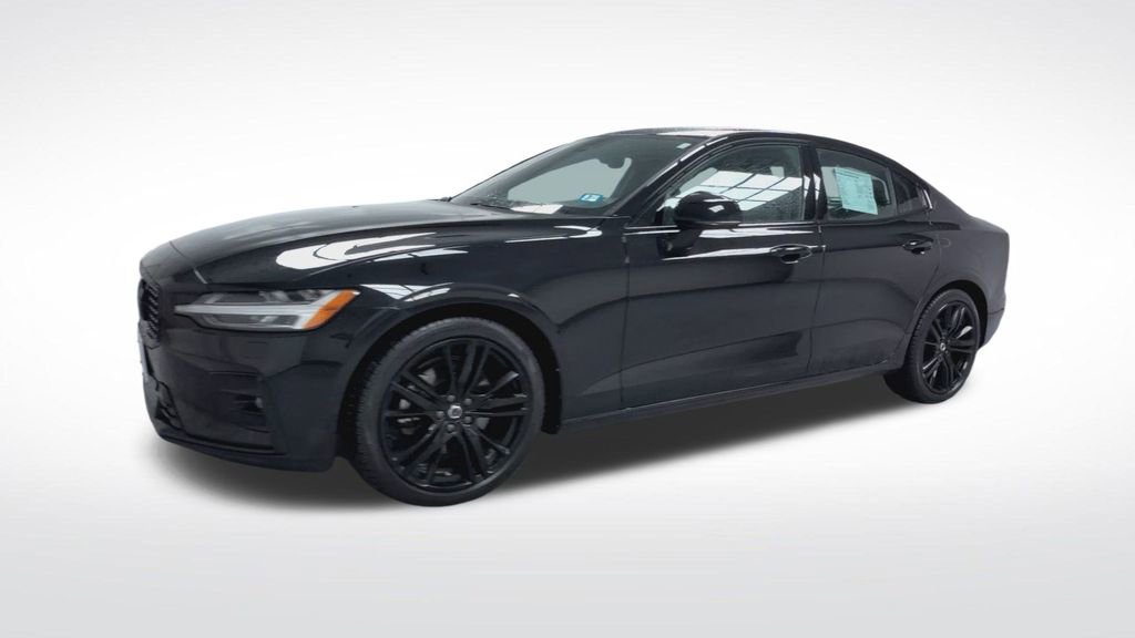 Used 2023 Volvo S60 B5 Plus w/ Climate Package image 20