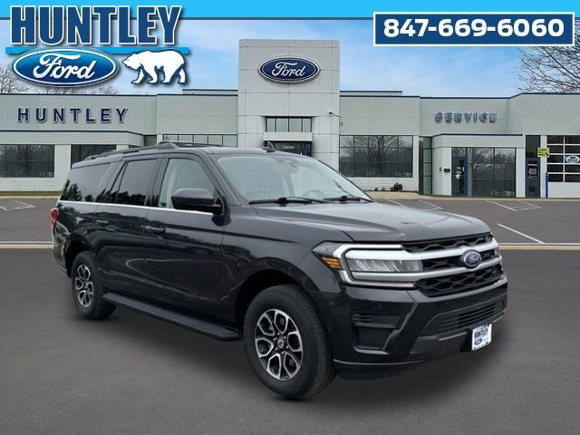 Used 2024 Ford Expedition Max XLT AWD/4WD image 3