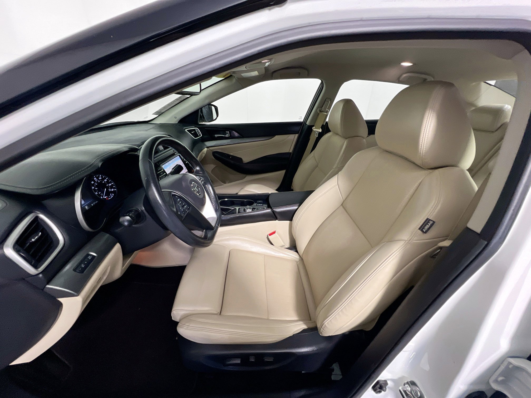 Used 2018 Nissan Maxima 3.5 SV image 14