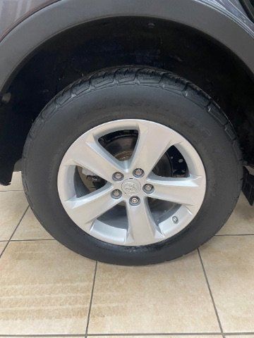 Used 2014 Toyota RAV4 XLE image 28