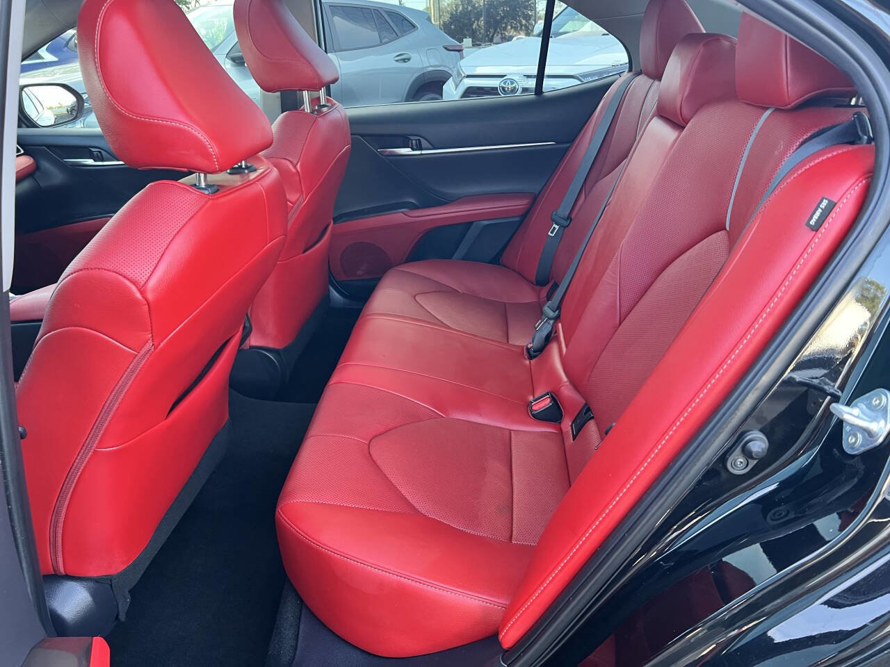 Used 2024 Toyota Camry XSE w/ Navigation Package image 33