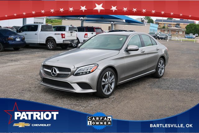 Used 2020 Mercedes-Benz C 300 Sedan w/ Premium Package image 2