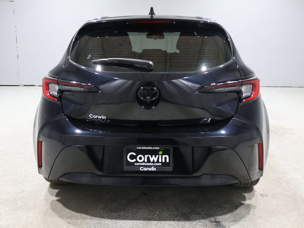 Used 2024 Toyota Corolla SE video 3