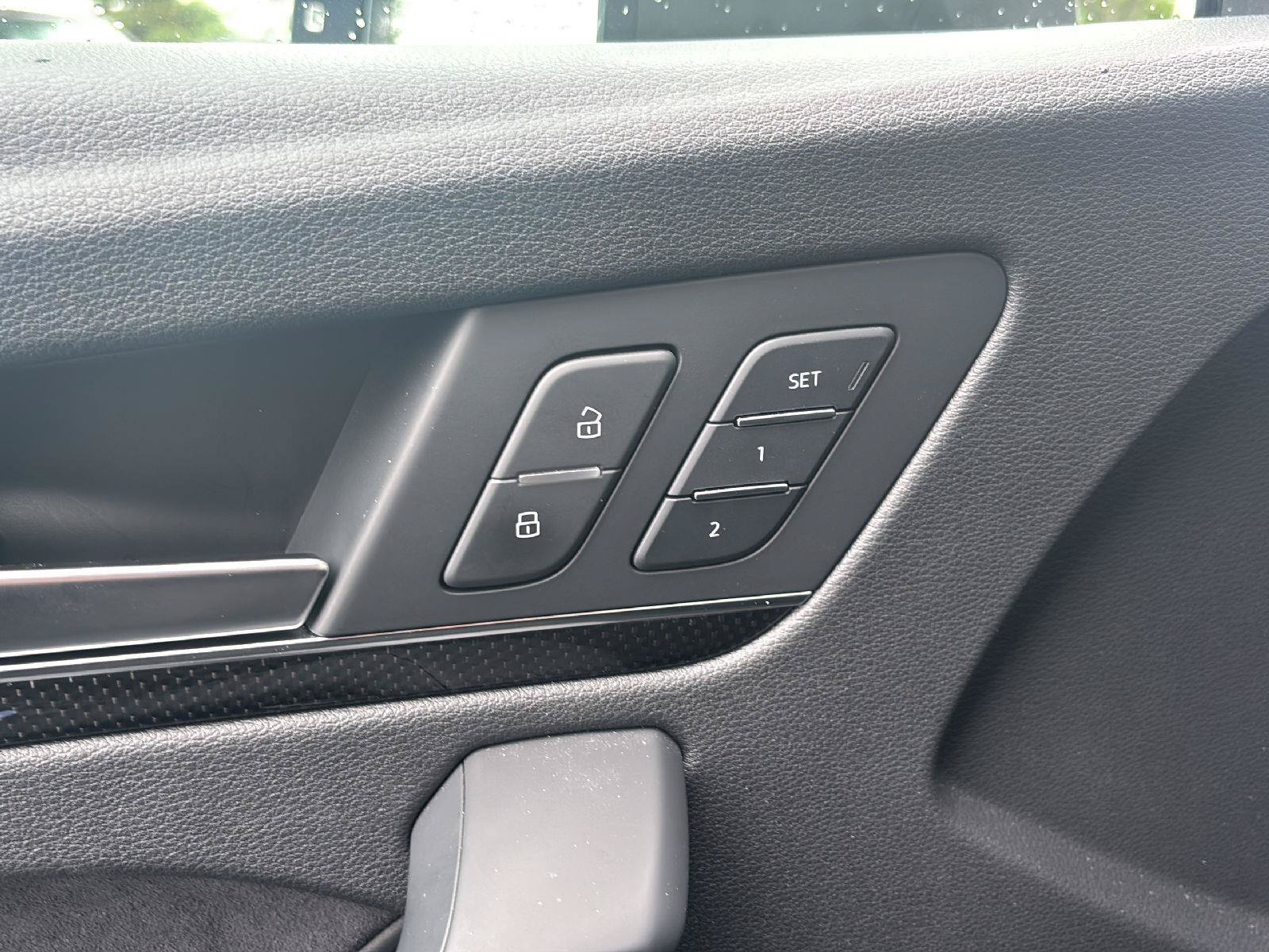 Used 2021 Audi SQ5 Prestige AWD/4WD image 10