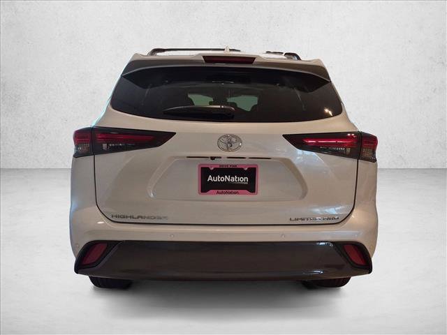 New 2026 Toyota Highlander Limited AWD/4WD image 8