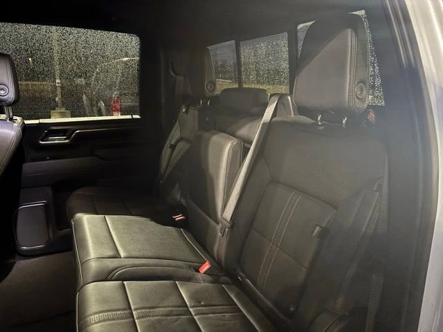 Used 2024 Chevrolet Silverado 3500 High Country w/ Technology Package image 28