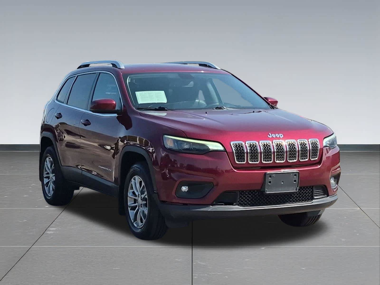 Used 2019 Jeep Cherokee Latitude Plus w/ Comfort/Convenience Group AWD/4WD image 8