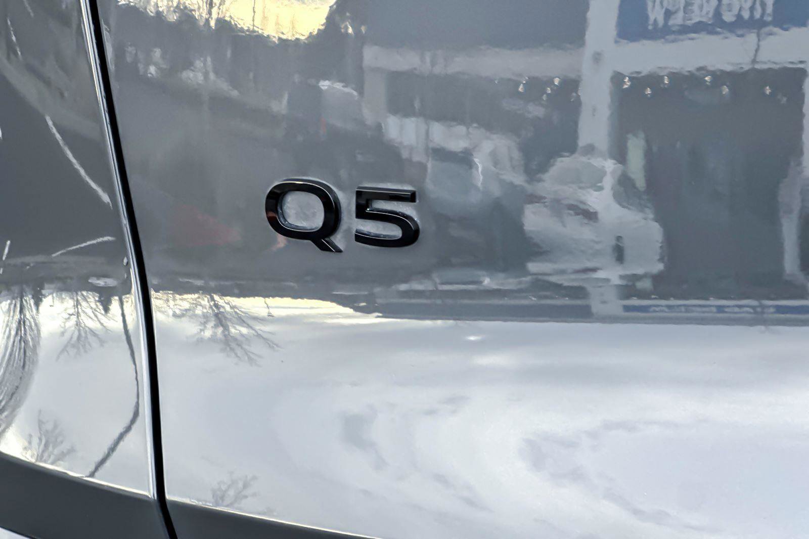 Certified 2025 Audi Q5 Premium Plus w/ Premium Plus image 27