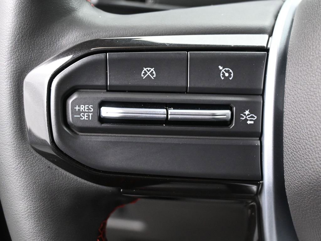 Used 2023 Chevrolet Colorado Z71 w/ Z71 Convenience Package 2 image 17