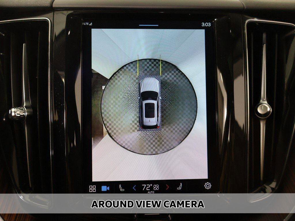 Used 2024 Volvo XC60 B5 Plus image 5