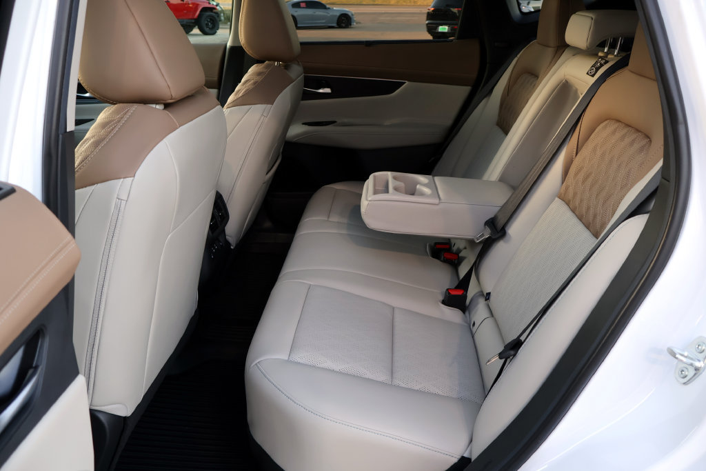 New 2027 Nissan Murano Platinum w/ Cargo Package AWD/4WD image 10