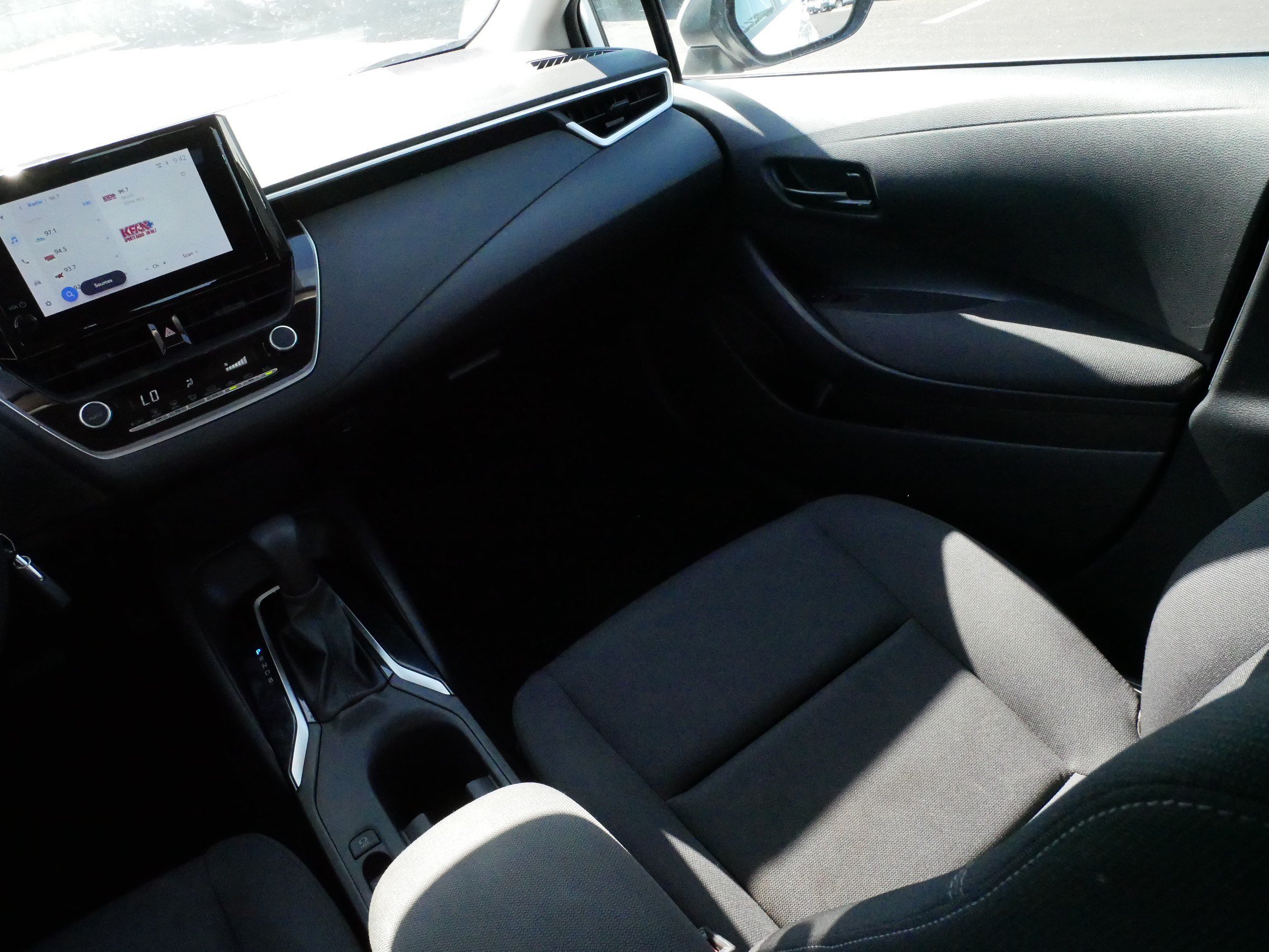 Certified 2024 Toyota Corolla LE FWD image 11