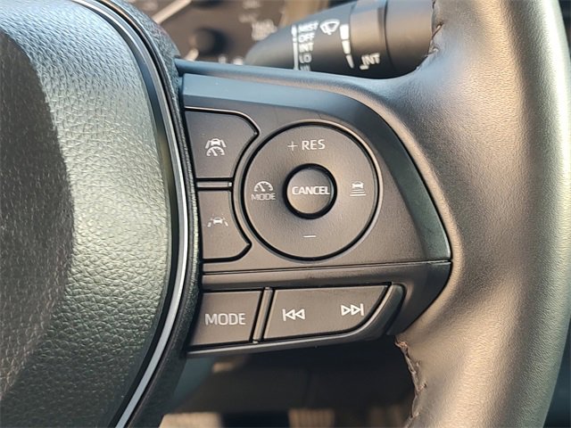 Used 2025 Toyota Corolla SE image 23