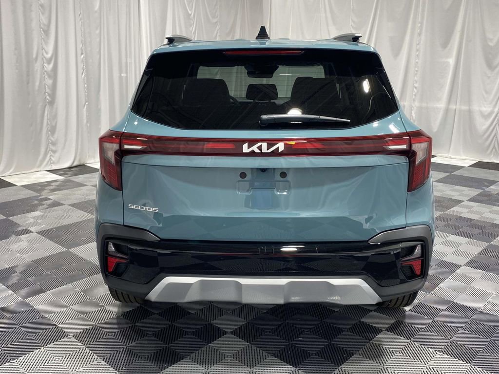 New 2026 Kia Seltos EX image 3