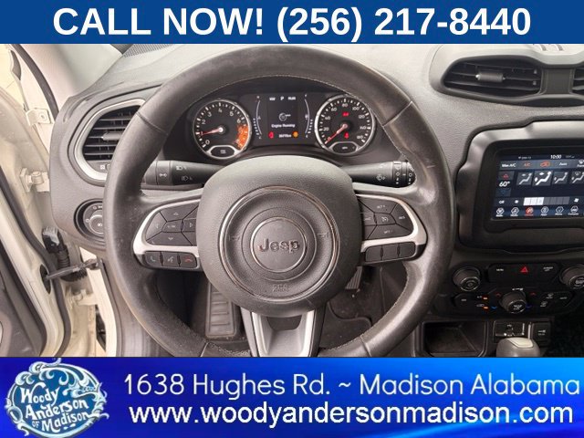 Used 2018 Jeep Renegade Latitude FWD image 13