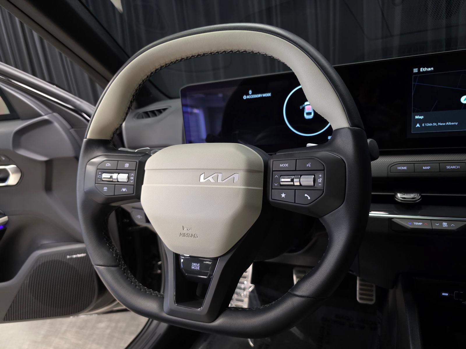 Used 2025 Kia K4 GT-Line Turbo FWD image 25