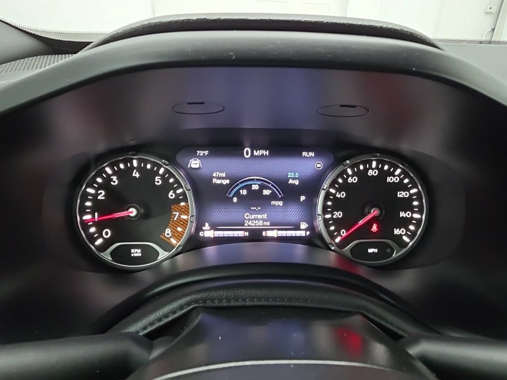 Used 2021 Jeep Renegade Latitude w/ Convenience Group AWD/4WD image 29
