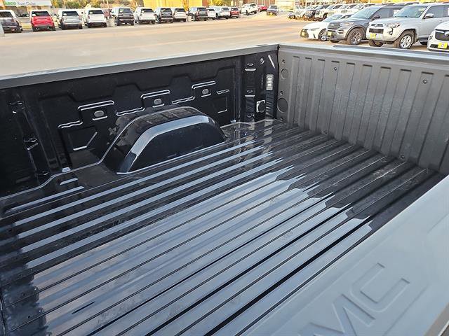 Used 2024 GMC Sierra 1500 Elevation image 9