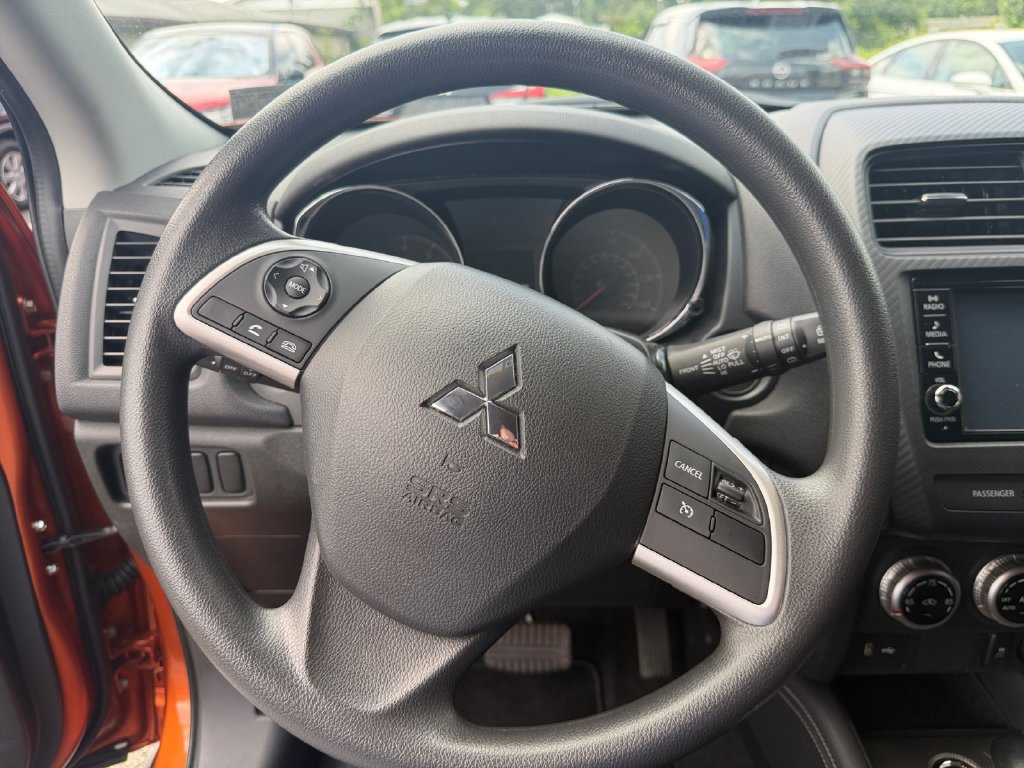 Used 2024 Mitsubishi Outlander Sport ES AWD/4WD image 15
