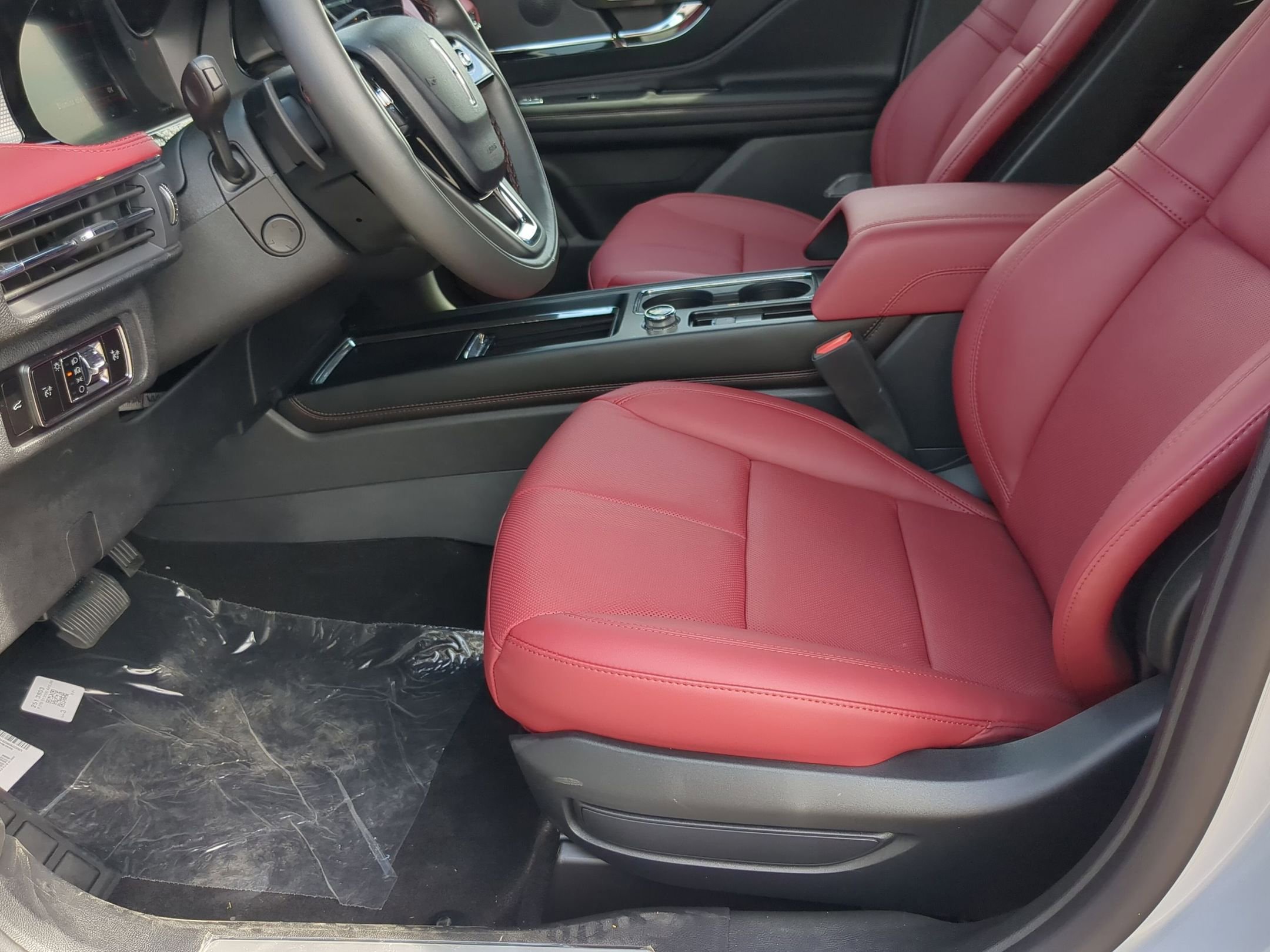New 2026 Lincoln Corsair Reserve FWD image 11