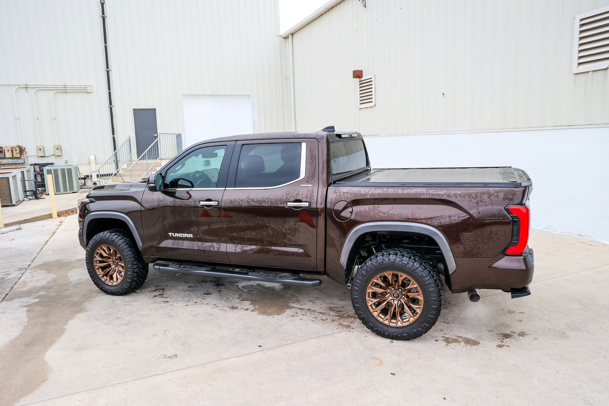 Used 2024 Toyota Tundra Limited image 11