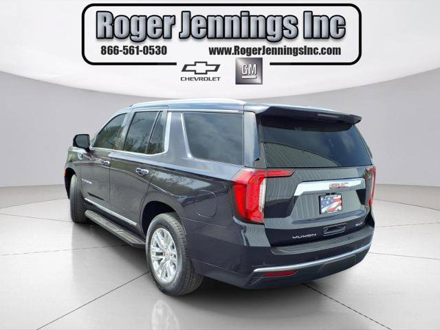 Used 2023 GMC Yukon SLT w/ SLT Luxury Package AWD/4WD image 3
