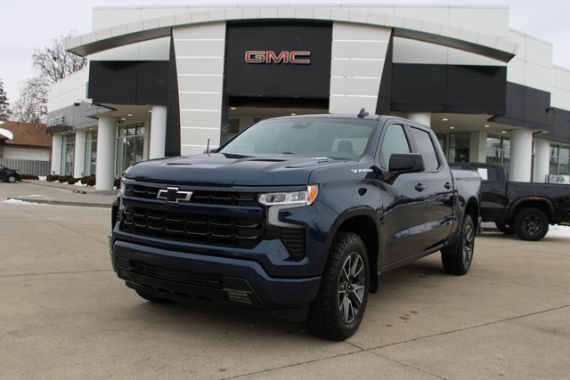 Used 2023 Chevrolet Silverado 1500 RST image 3