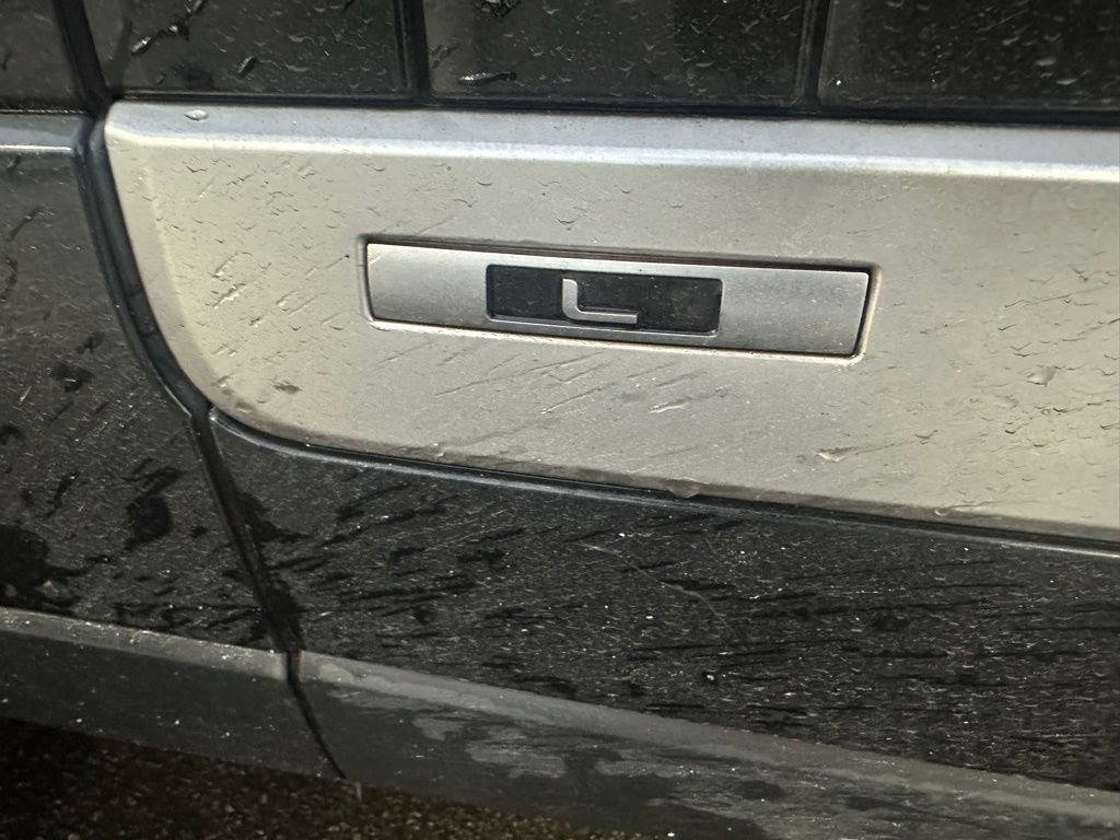 Used 2017 Land Rover Range Rover Long Wheelbase Supercharged image 15