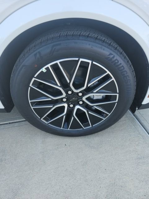 New 2025 Ford Mustang Mach-E Premium image 10