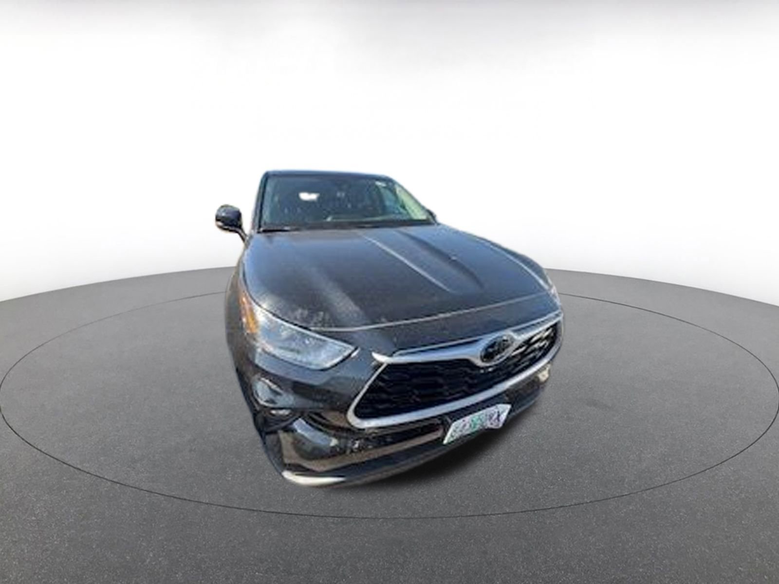 Used 2025 Toyota Highlander LE