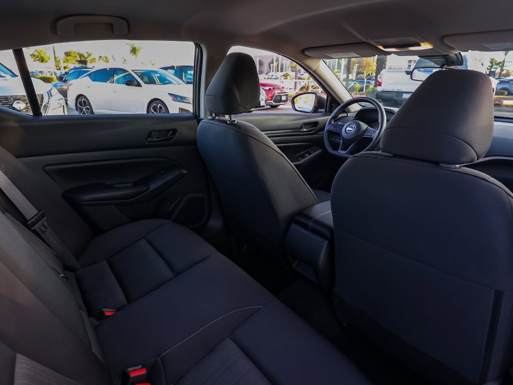 Used 2025 Nissan Altima 2.5 S image 16