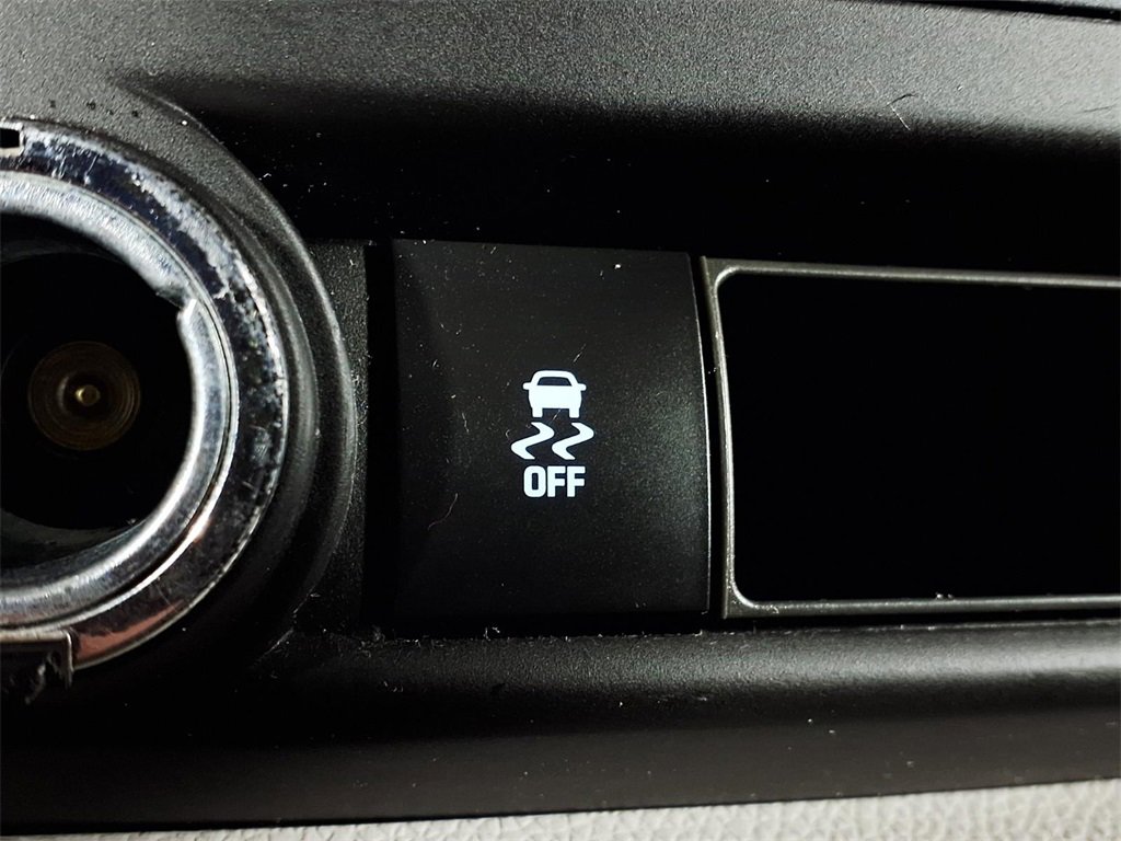 Used 2013 Chevrolet Silverado 1500 LT image 21