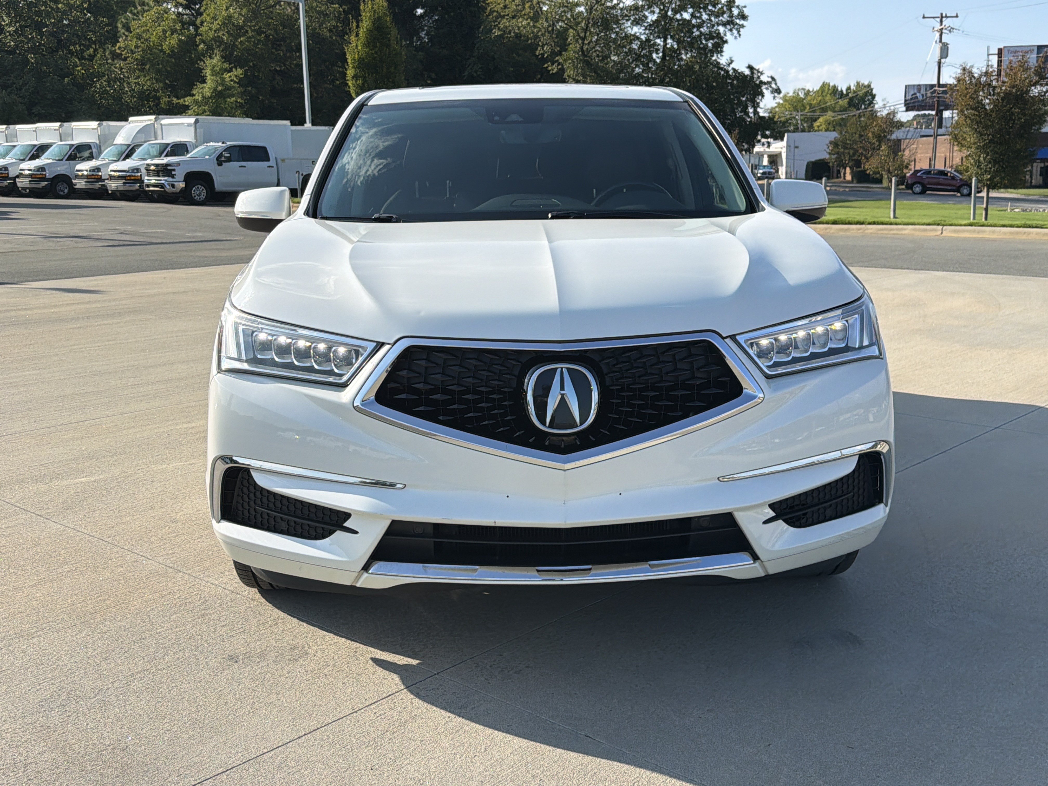Used 2017 Acura MDX w/ Technology Package AWD/4WD image 3