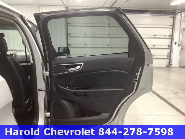 Used 2017 Ford Edge SEL w/ Equipment Group 201A image 8