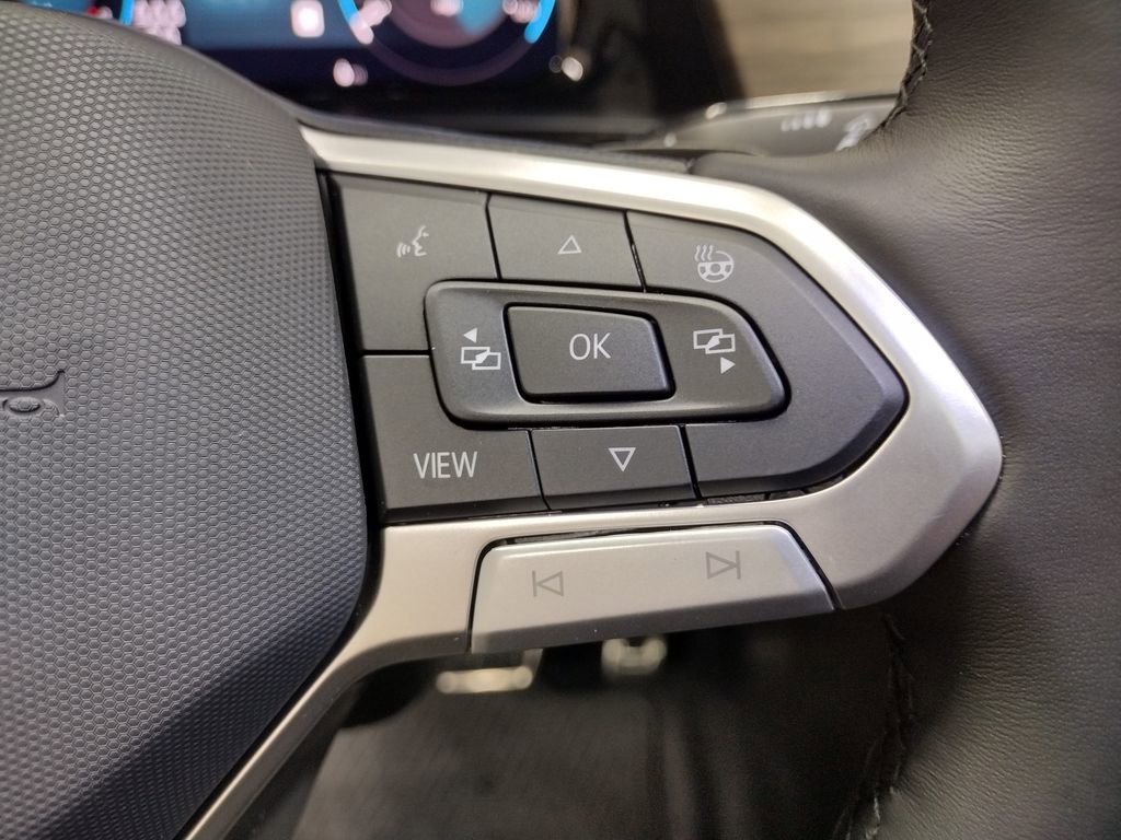 New 2026 Volkswagen Atlas SEL Premium R-Line image 33