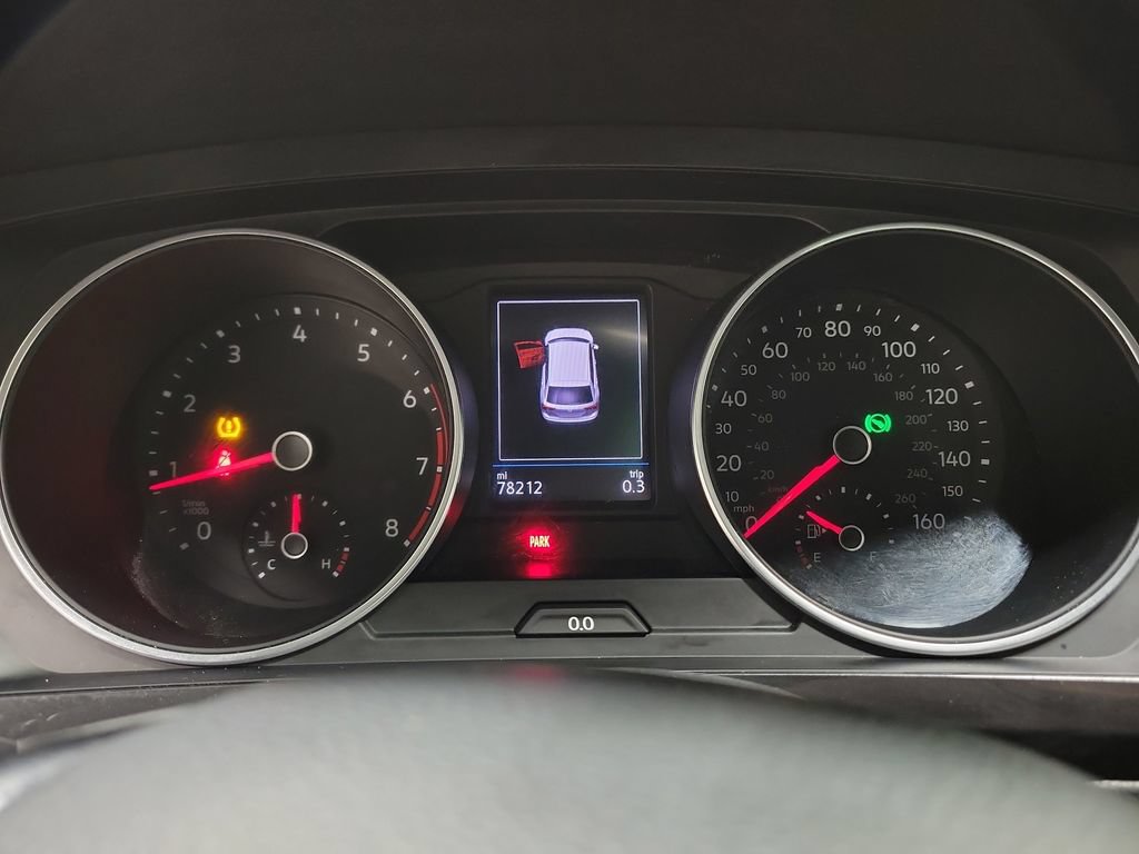 Used 2019 Volkswagen Tiguan SE w/ Panoramic Sunroof Package FWD image 26