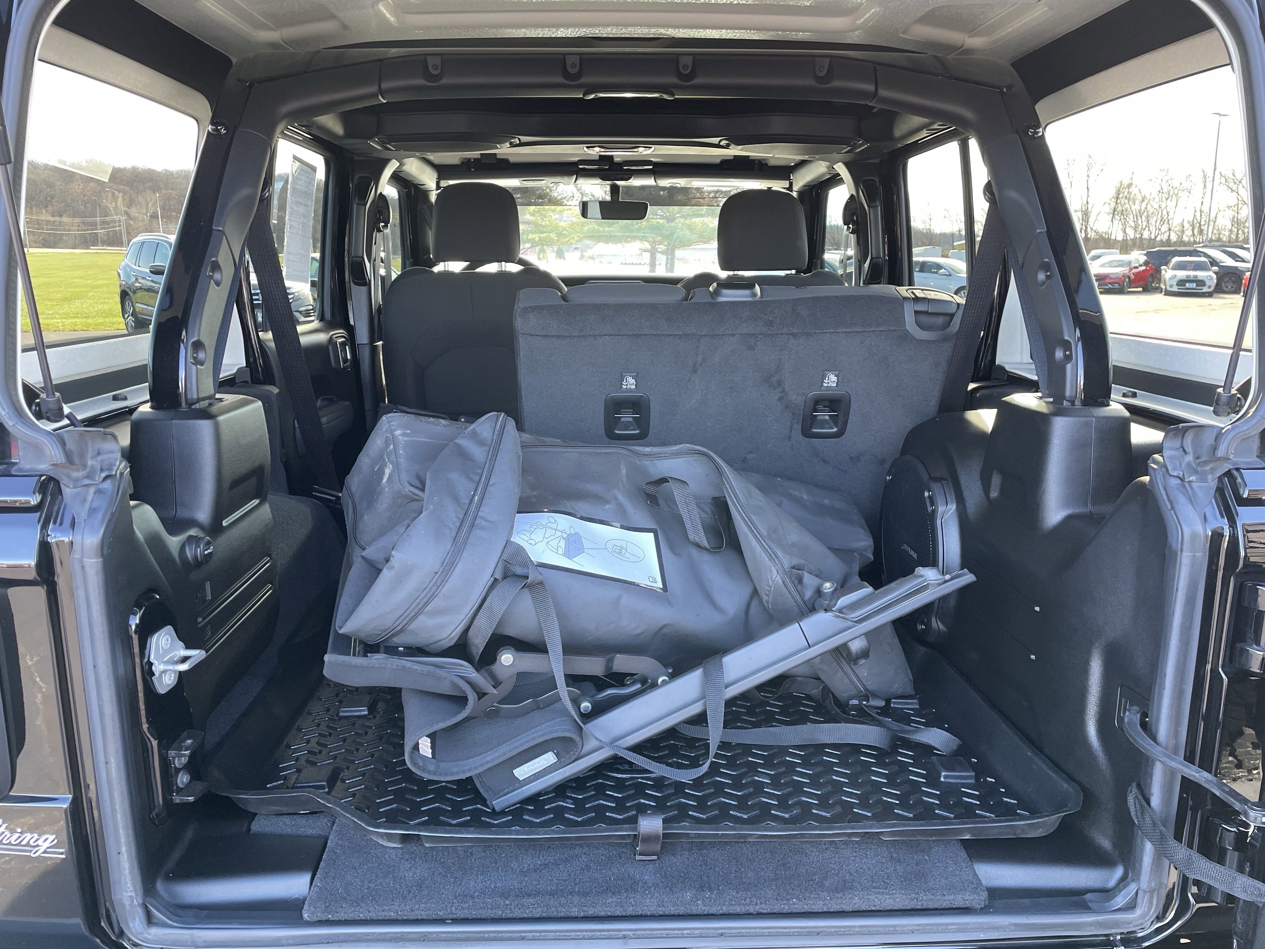 Used 2023 Jeep Wrangler Sport image 6