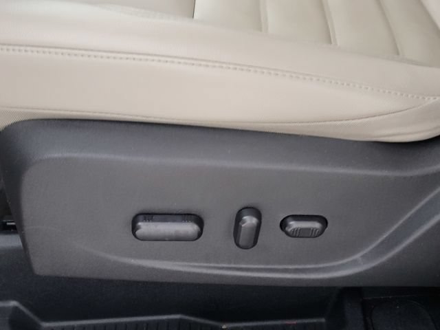 Used 2017 Ford Escape Titanium FWD image 14