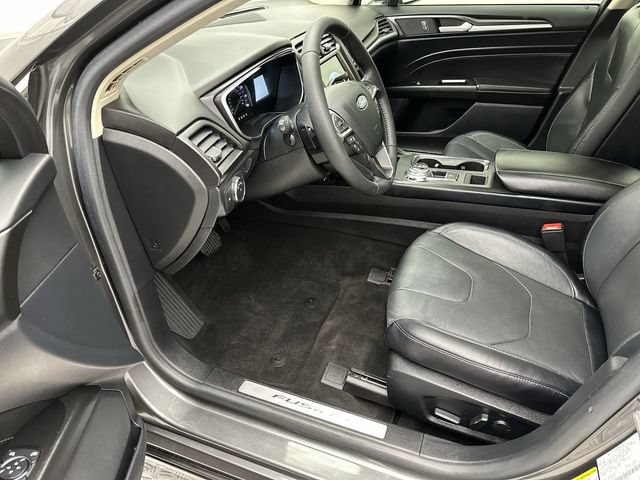 Used 2020 Ford Fusion Titanium AWD/4WD image 11