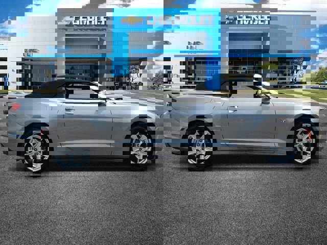 Used 2024 Chevrolet Camaro LT image 2