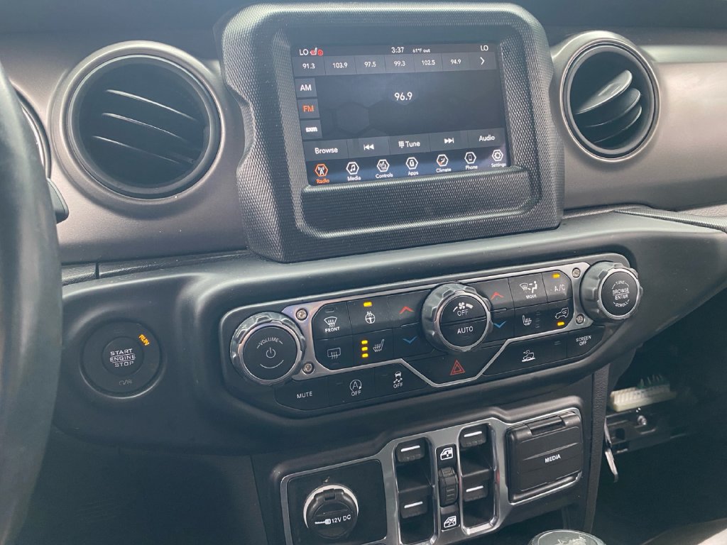 Used 2023 Jeep Wrangler Unlimited Sport AWD/4WD image 23