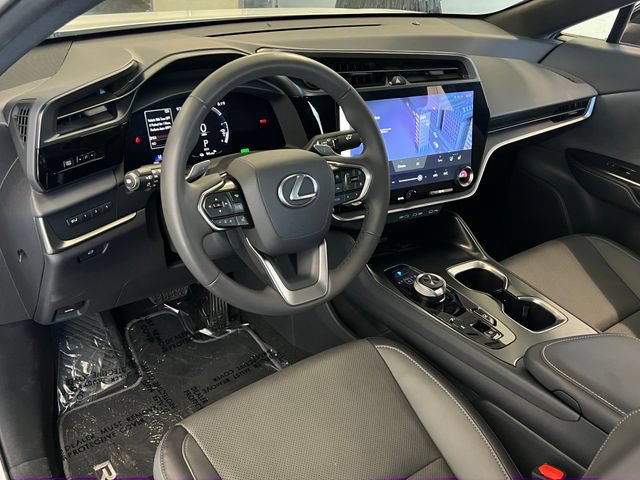 Used 2025 Lexus RZ 300e FWD image 23