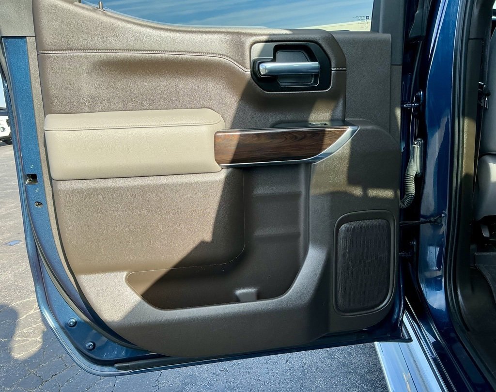 Used 2022 GMC Sierra 1500 SLT image 33