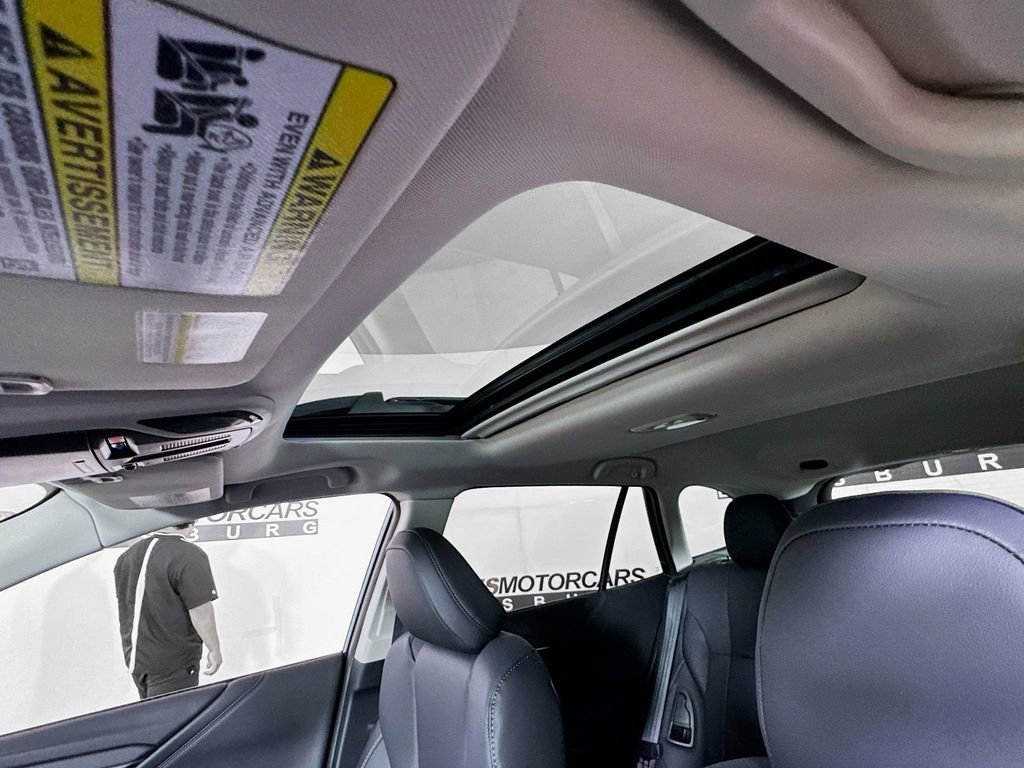 Used 2025 Subaru Outback Limited AWD/4WD image 22